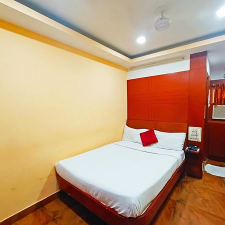 Pavithra Paradise Hotel บังกาลอร์ ภายนอก รูปภาพ